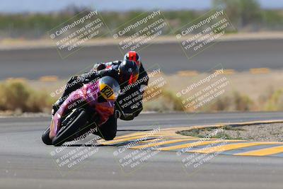 media/Oct-08-2022-SoCal Trackdays (Sat) [[1fc3beec89]]/Turn 14 (1050am)/